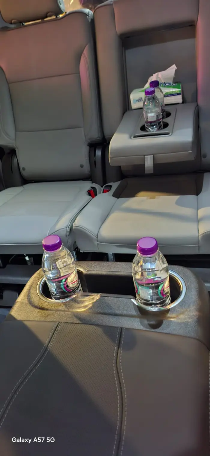 GMC Yukon Rear Seats – Spacious VIP Passenger Area Saudi Cabs GMC